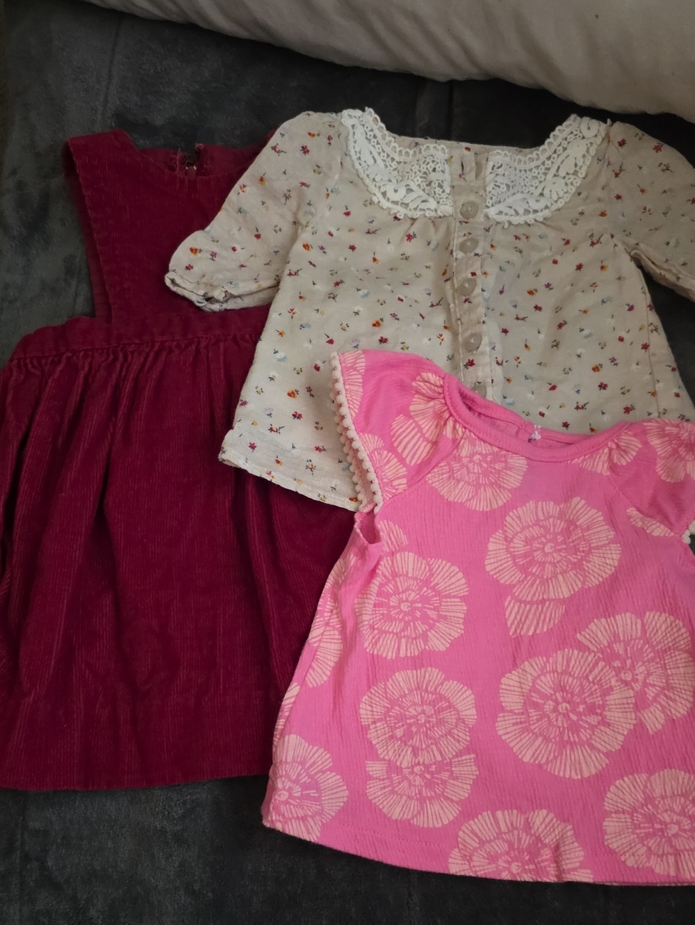 Girls 12m Set 2 Shirts 1 Dress